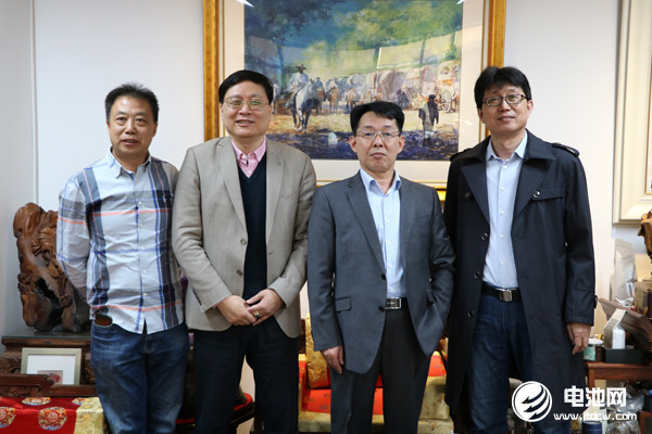 聚焦动力电池和新能源车等后市场服务 蜜蜂新能源与海融网战略合作.jpg