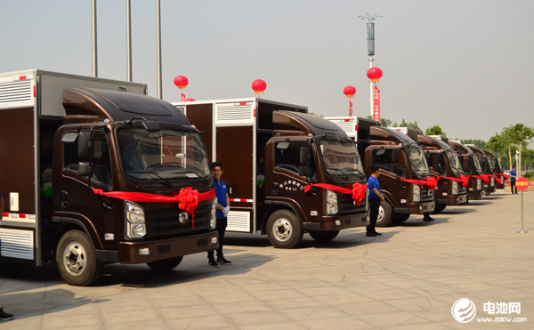 五大示范城市群已累计接入氢燃料电池车5853辆，破解“久推不广”难题？.jpg
