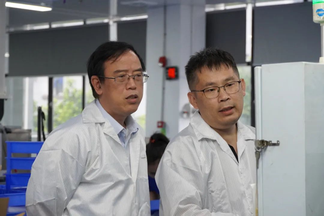 中南大学-创明电池研究生联合培养基地正式挂牌！.jpg