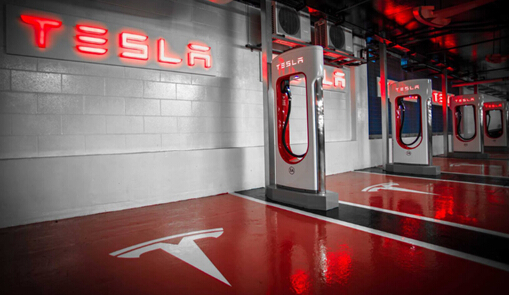 特斯拉(TSLA)联合创始人拟投资35亿美元建电池材料厂.jpg