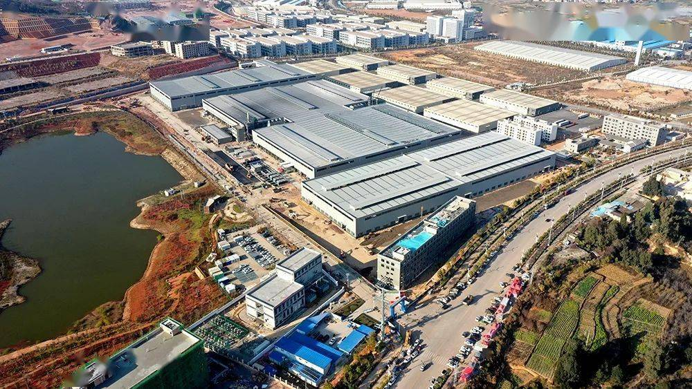 云南坤天新能源20万吨锂电池负极材料项目一期投产.png