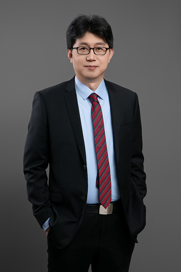 第15届（2025年）中国电池新能源行业年度人物：刘同鑫