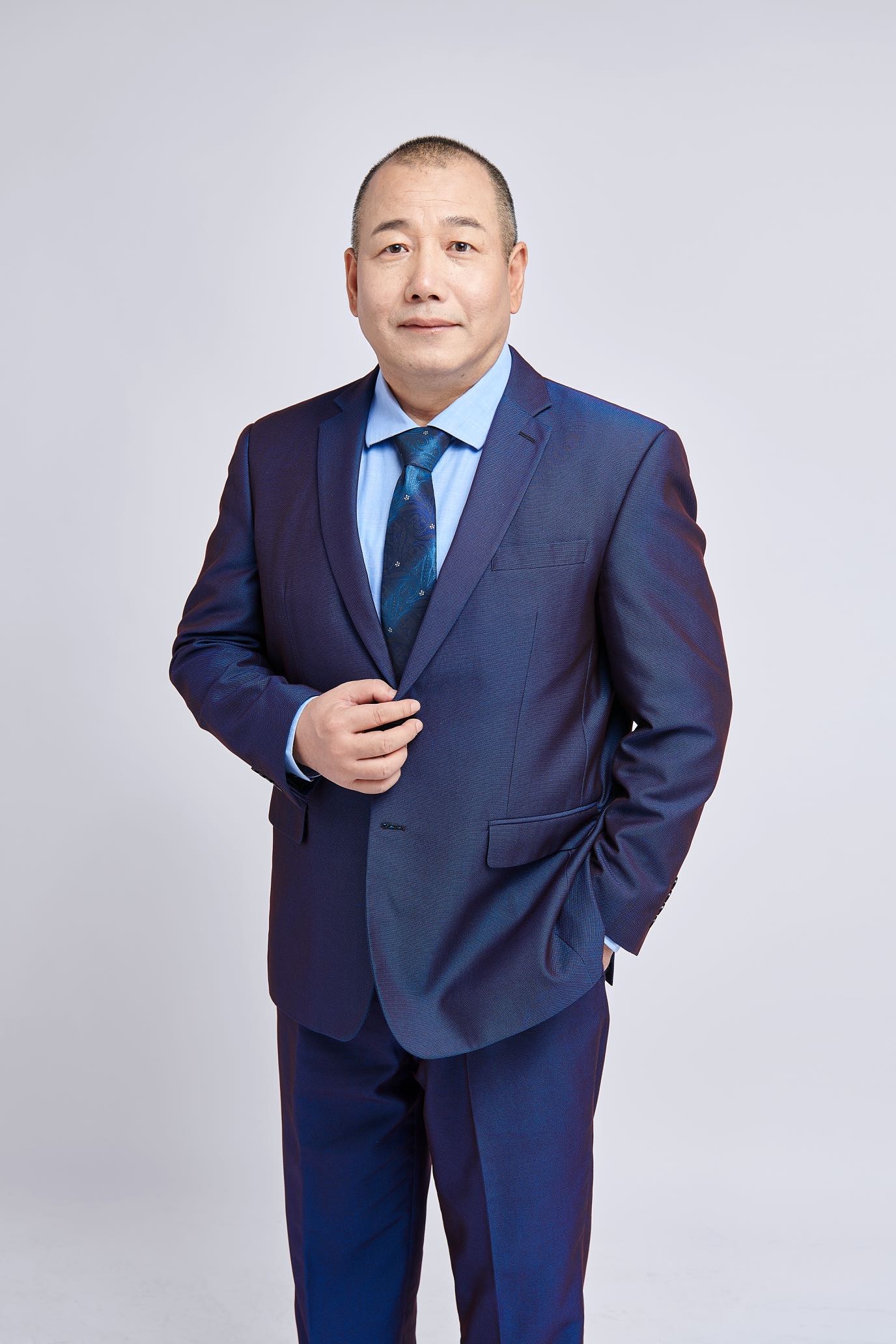 深圳市豪鹏科技股份有限公司董事长潘党育 深圳市豪鹏科技股份有限公司董事长潘党育