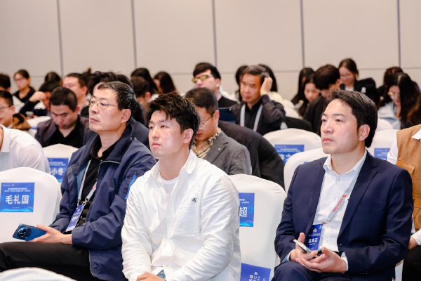 中关村新型电池技术创新联盟第三届一次会员大会顺利召开