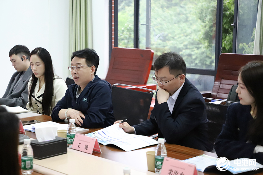 中国电池新能源产业链调研团一行到访百杰瑞