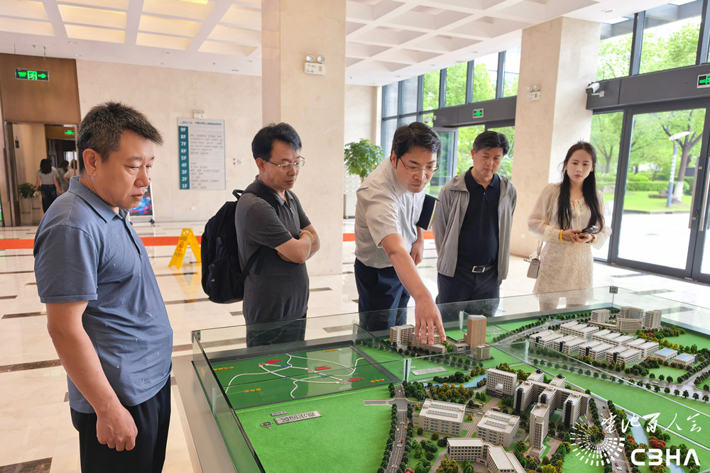 中关村新型电池技术创新联盟一行到访中国科学院上海硅酸盐研究所