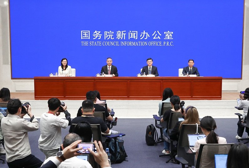 新能源汽车产业迎新一轮顶层规划 落地动力电池数字身份证 新能源汽车产业迎新一轮顶层规划 落地动力电池数字身份证