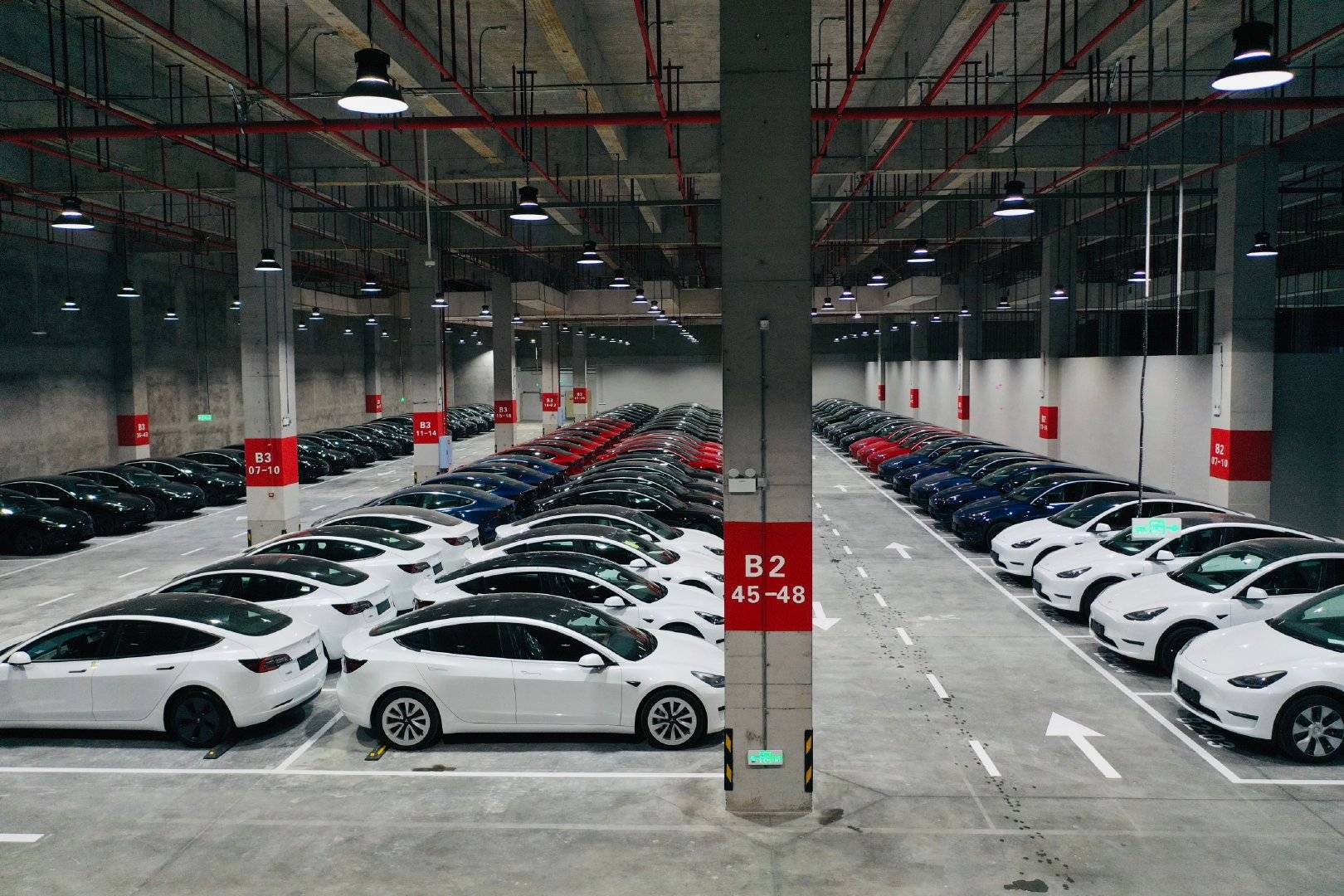 行业高管：2030年美国和中国电动车销量占
