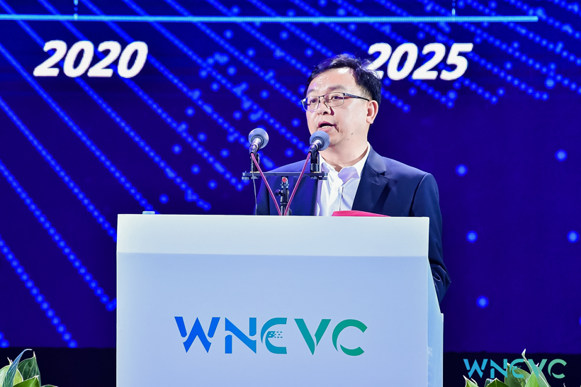 比亚迪王传福：提议国家尽快制定全面电动化的发展规划