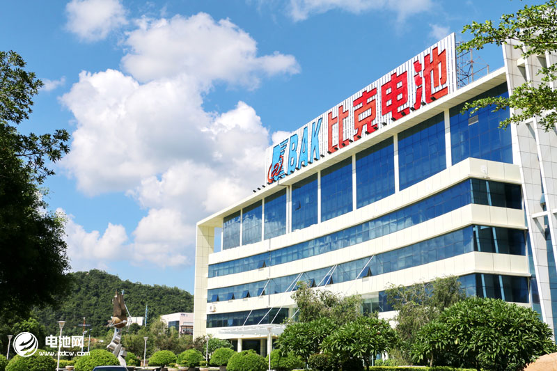 新能源车补贴退坡影响大 动力电池扩张“