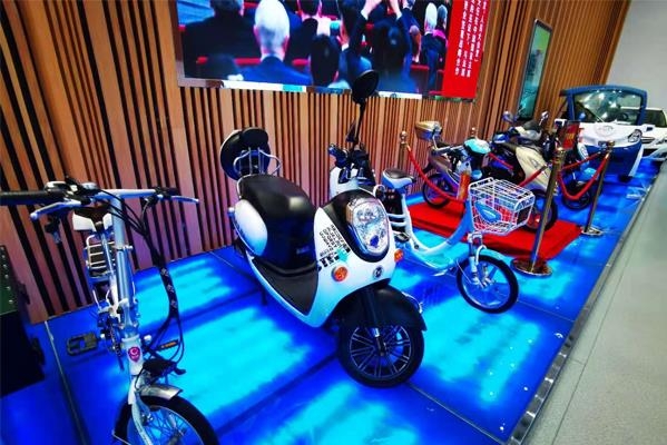 2023年全球电动两轮车出货6740万辆 中国市