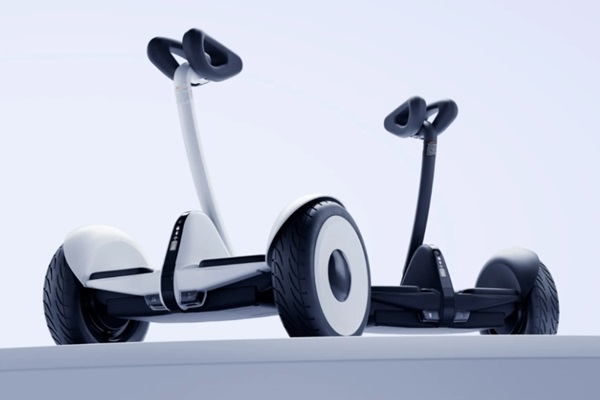 2024年全球电动平衡车出货600万台 AI加持有望