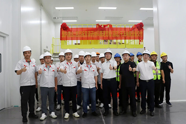 国内首台！清研纳科高速宽幅固态干法电极设
