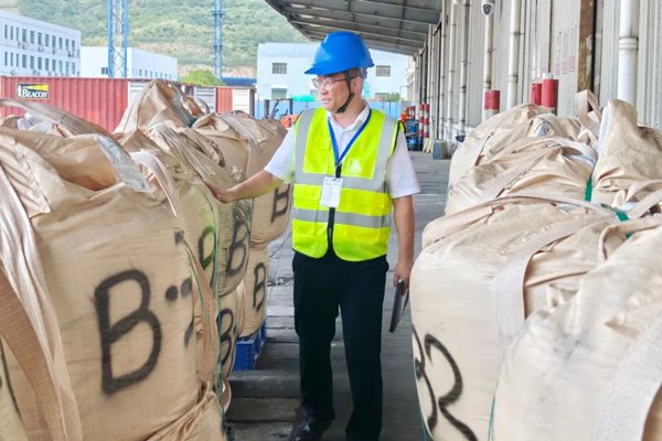 央企引进！我国首批进口锂电池用再生黑粉原