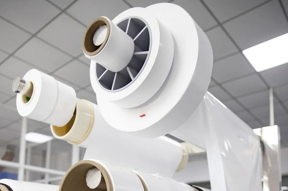 2025年中国锂电池隔膜出货量328.5亿㎡！一隔膜