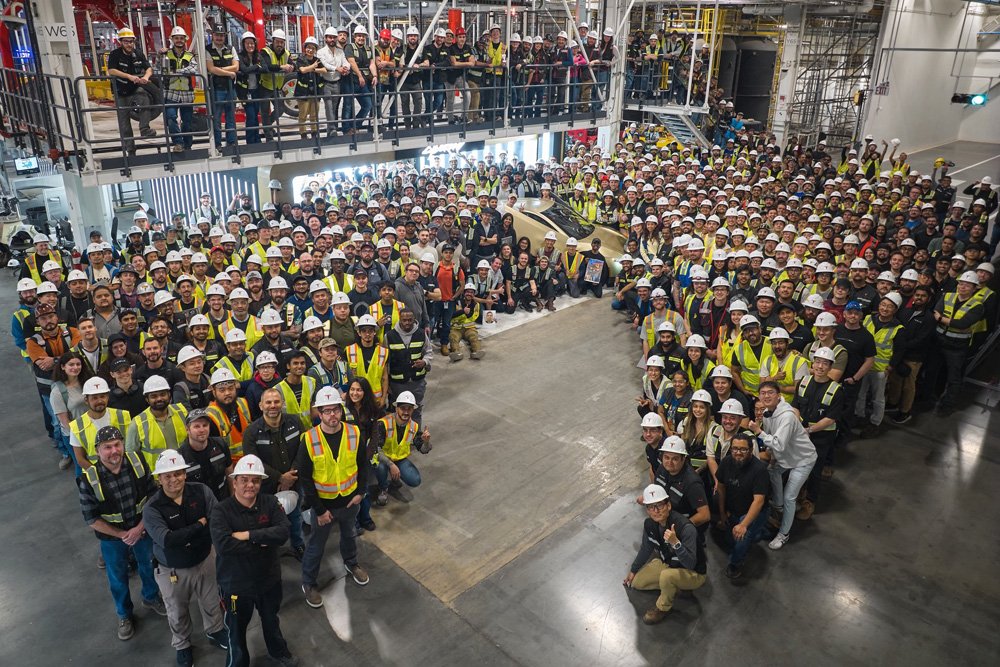 没有方向盘和踏板的汽车来了！特斯拉第一辆无