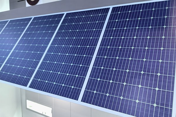 国家能源局：2025年光伏发电新增并网容量3